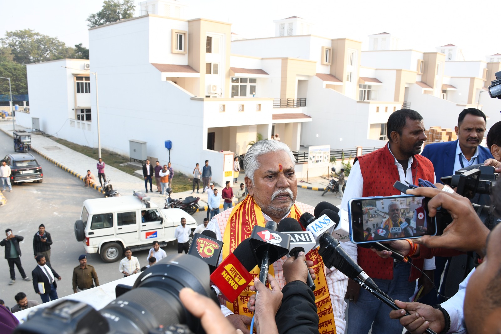 आज दिनांक 05/12/2025 को 3 बजे अपराह्न में माननीय अध्यक्ष डॉ प्रेम कुमा...