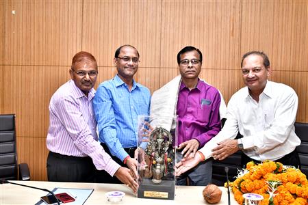 अपर सचिव श्री अशोक कुमार गेडाम की सेवानिवृत्ति पर विधान सभा सचिवालय द्...
