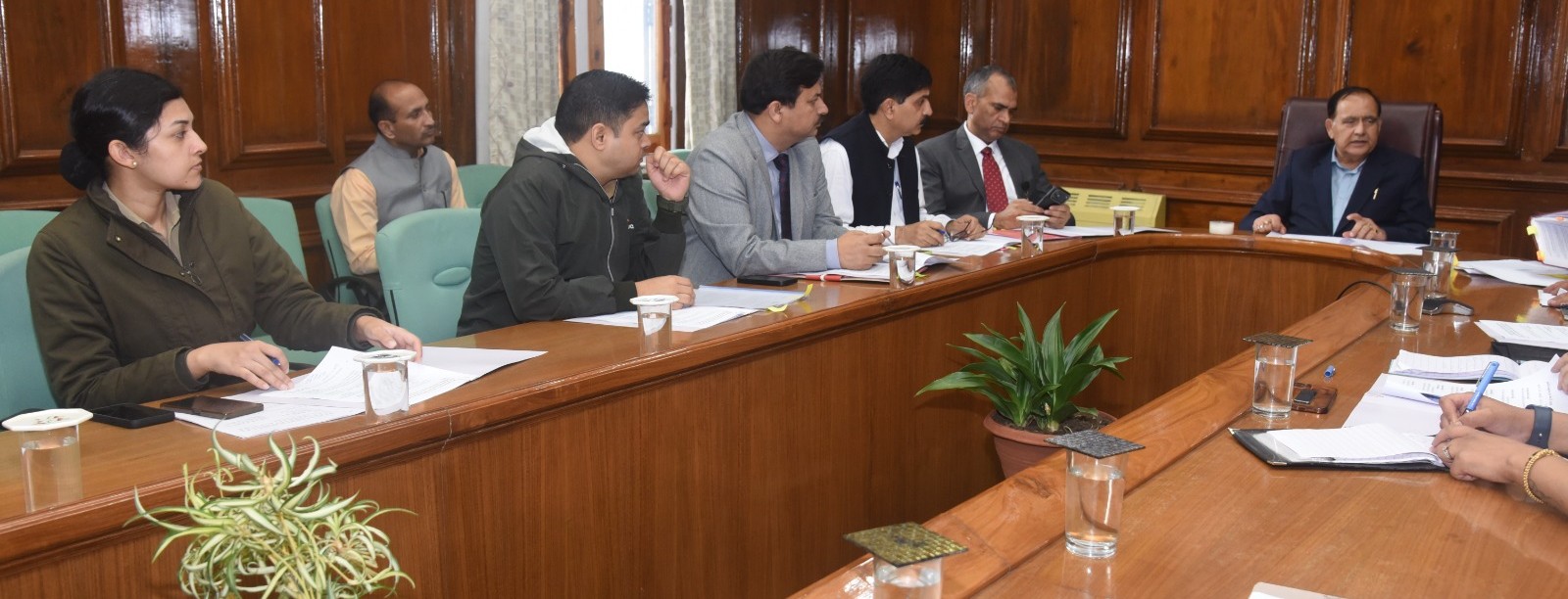 सत्र के दौरान सुरक्षा व्यवस्था में न हो कोई कोताही, अधिकारियों को विधा...