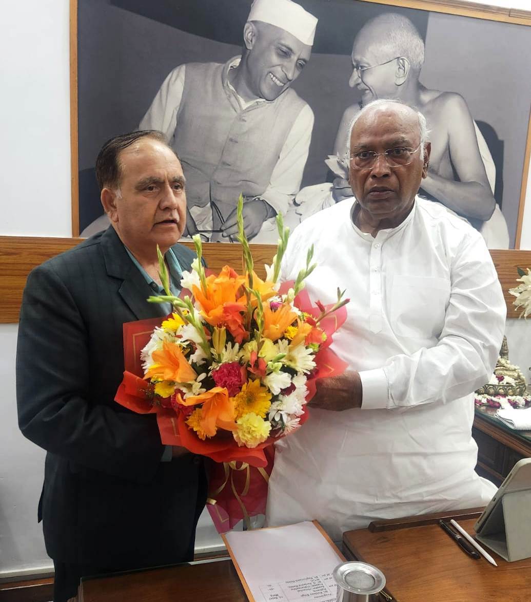 विधान सभा अध्यक्ष कुलदीप सिंह पठानियां ने की भारतीय राष्ट्रीय कॉग्रेस ...