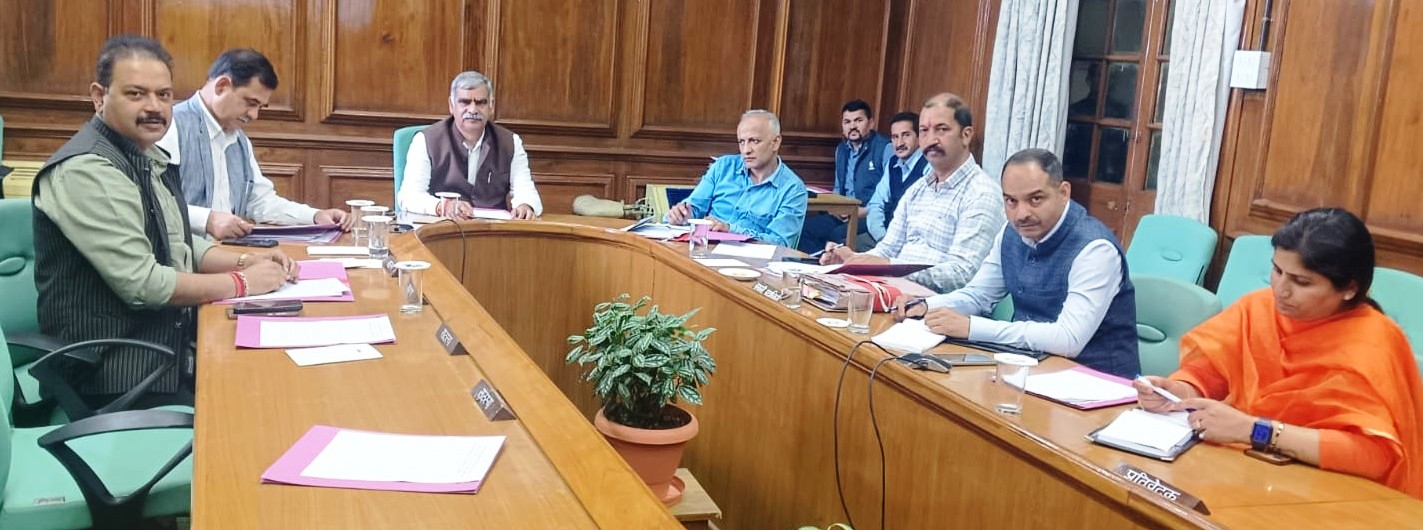 हिमाचल प्रदेश विधान सभा सचिवालय में आयोजित हुई स्थानीय निधि लेखा समिति...