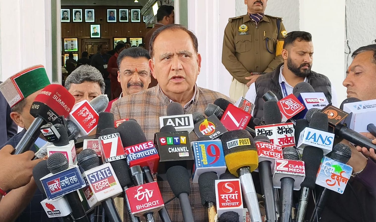 90 घण्टे चली 11वें सत्र की कार्यवाही : कुलदीप पठानियां।